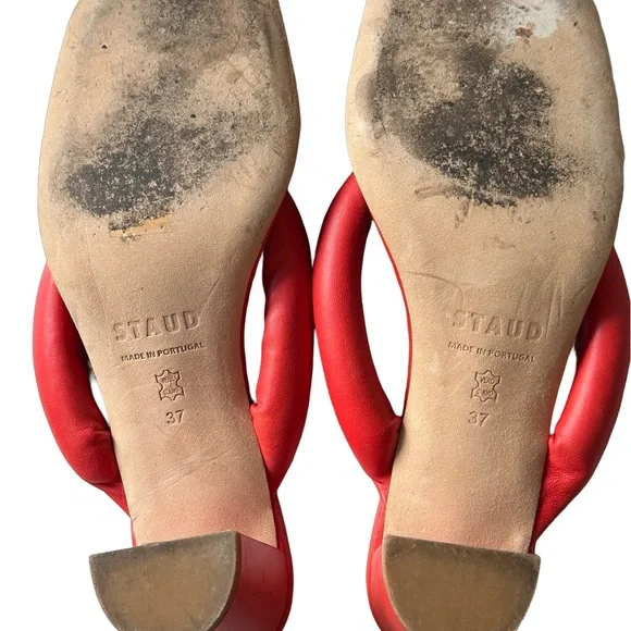 STAUD Rio 60 Puffy Leather Thong Heels - Picture 4 of 4